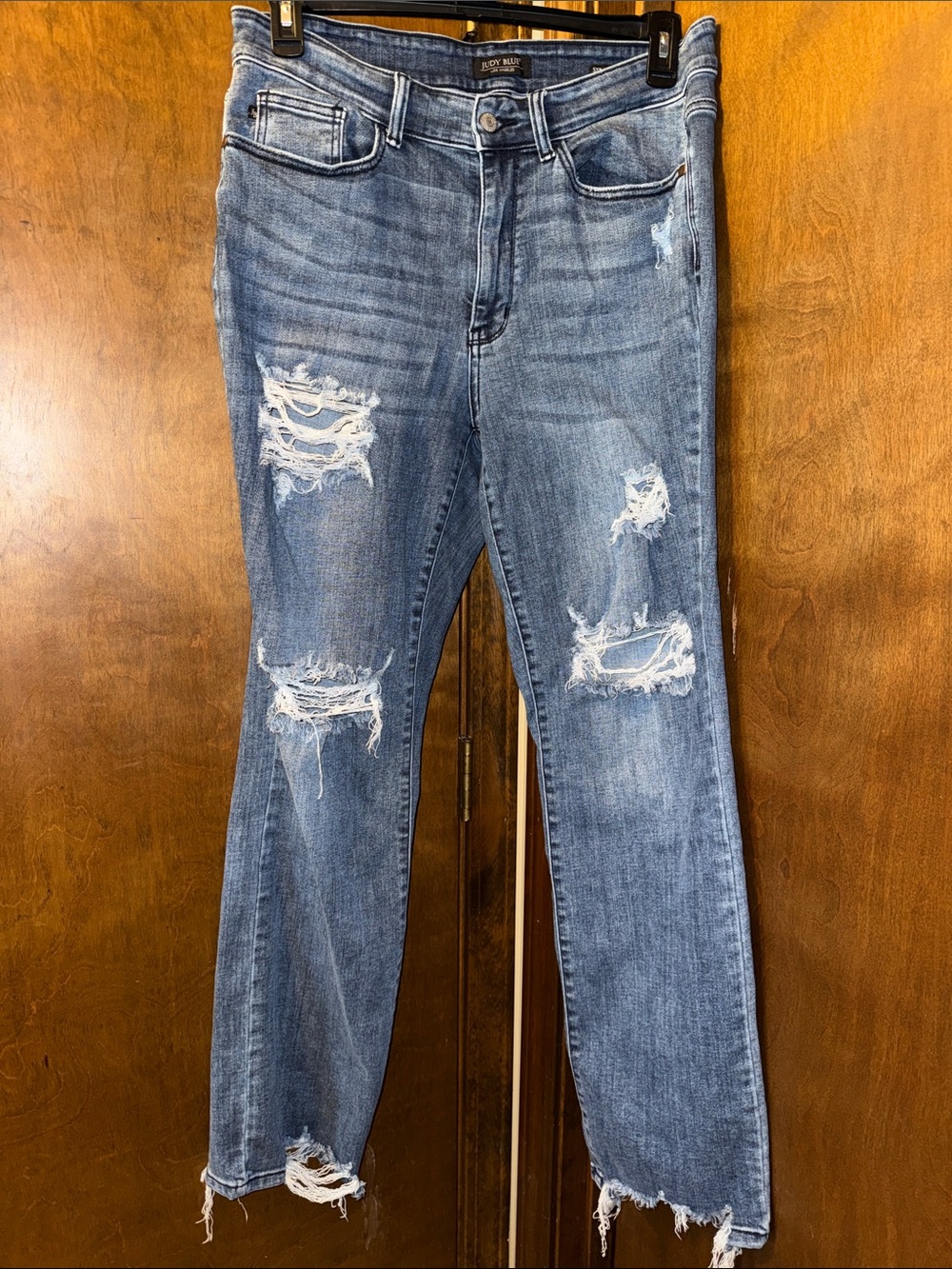 Judy Blue Light Blue Distressed Jeans